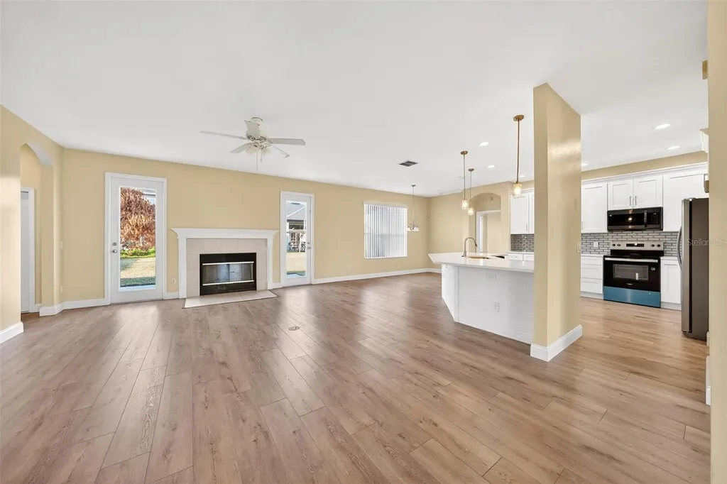 18172 Thornhill Grand Circle Orlando FL 32820