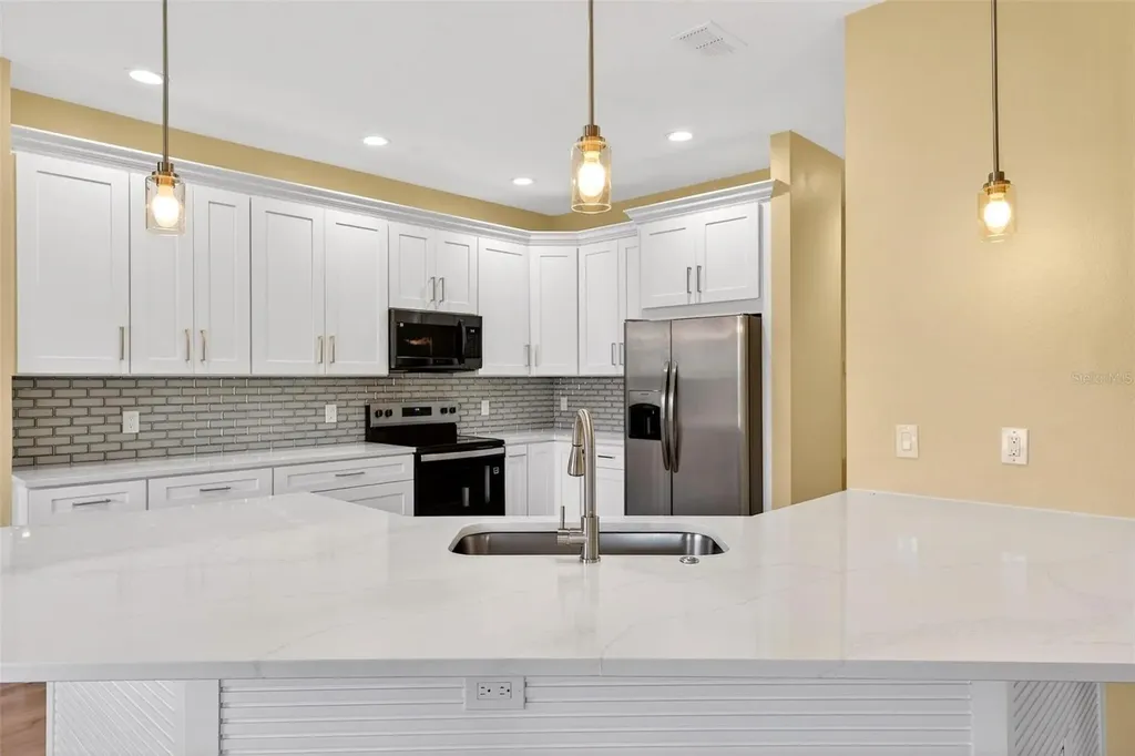 18172 Thornhill Grand Circle Orlando FL 32820
