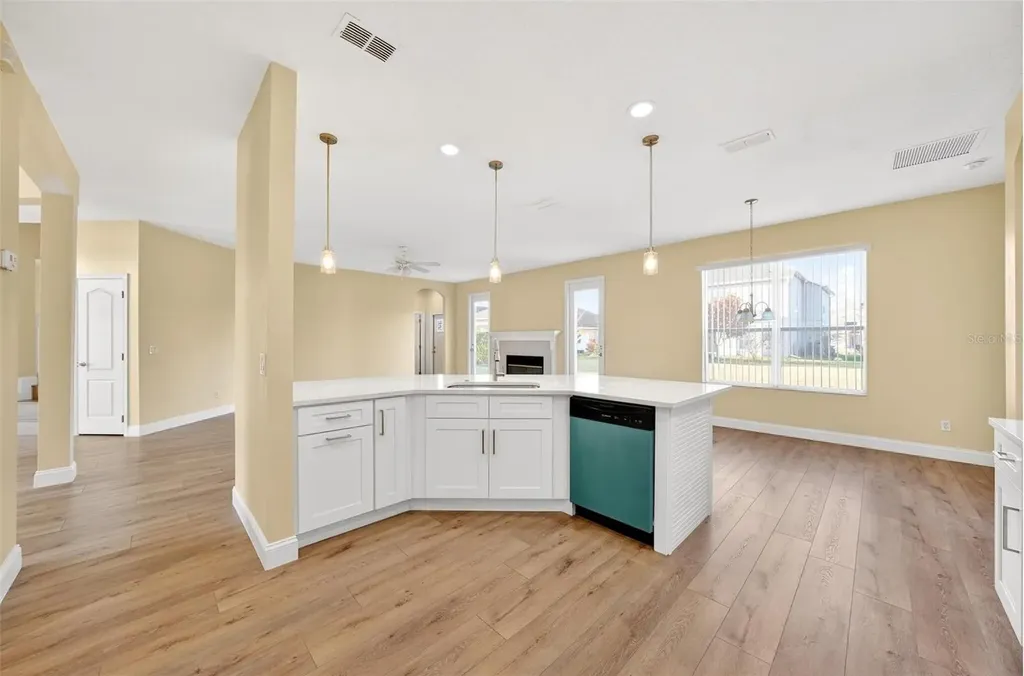 18172 Thornhill Grand Circle Orlando FL 32820
