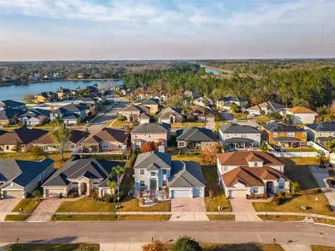 18172 Thornhill Grand Circle Orlando FL 32820