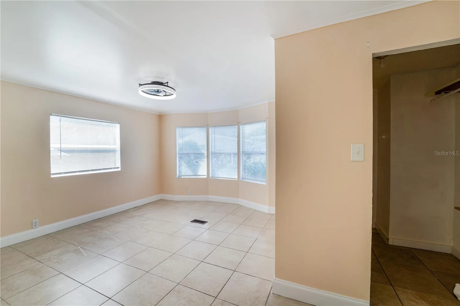 730 NW 214th Avenue Pembroke Pines FL 33029