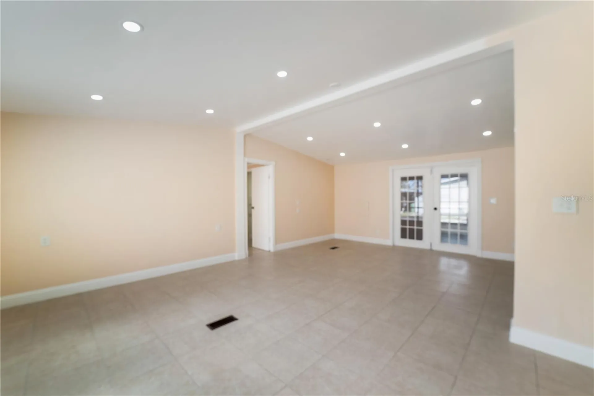 730 NW 214th Avenue Pembroke Pines FL 33029