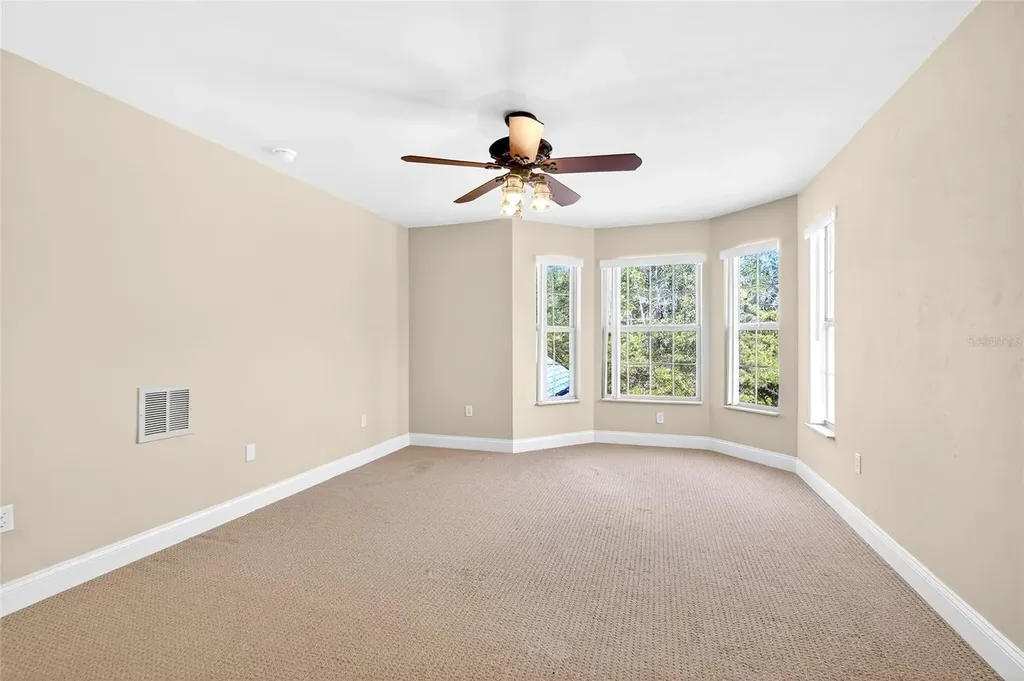 19056 NW 72nd Avenue Alachua FL 32615