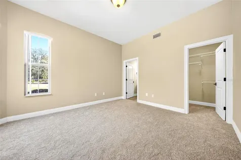 19056 NW 72nd Avenue Alachua FL 32615