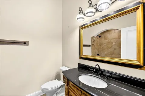 19056 NW 72nd Avenue Alachua FL 32615