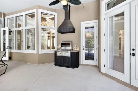 19056 NW 72nd Avenue Alachua FL 32615