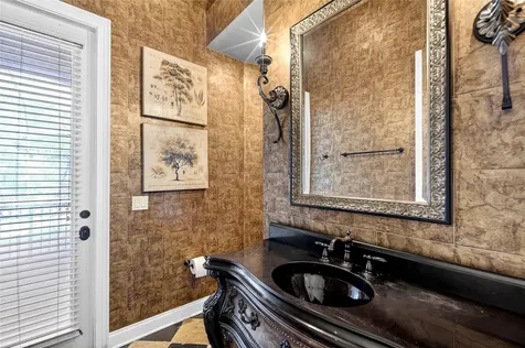 19056 NW 72nd Avenue Alachua FL 32615