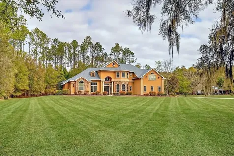 19056 NW 72nd Avenue Alachua FL 32615