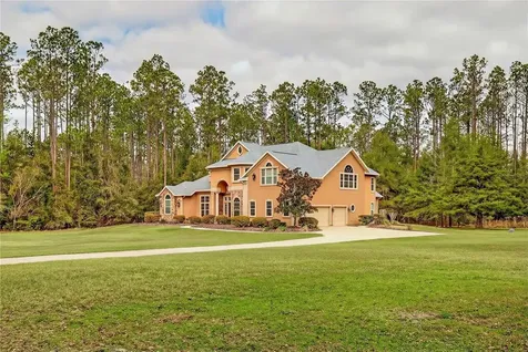 19056 NW 72nd Avenue Alachua FL 32615