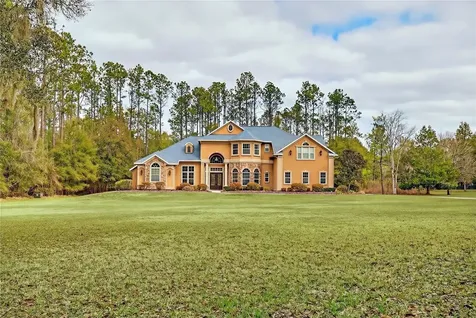 19056 NW 72nd Avenue Alachua FL 32615