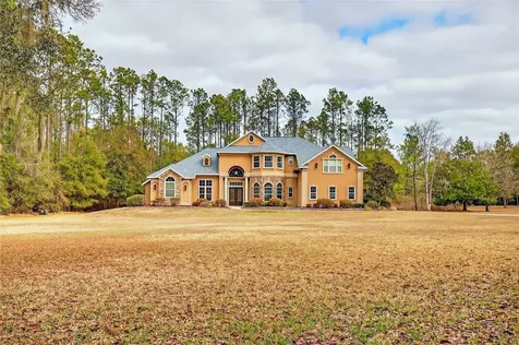 19056 NW 72nd Avenue Alachua FL 32615