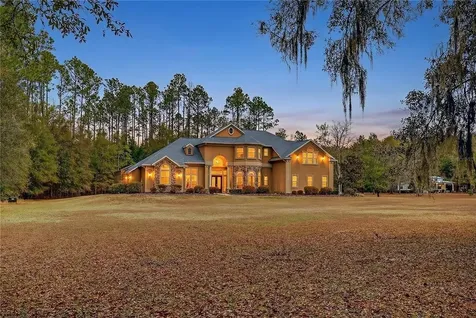 19056 NW 72nd Avenue Alachua FL 32615