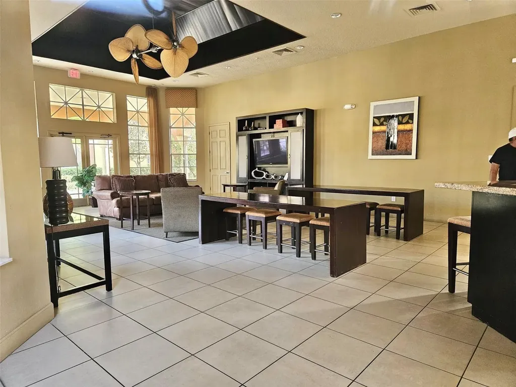 5542 Metrowest Boulevard Orlando FL 32811