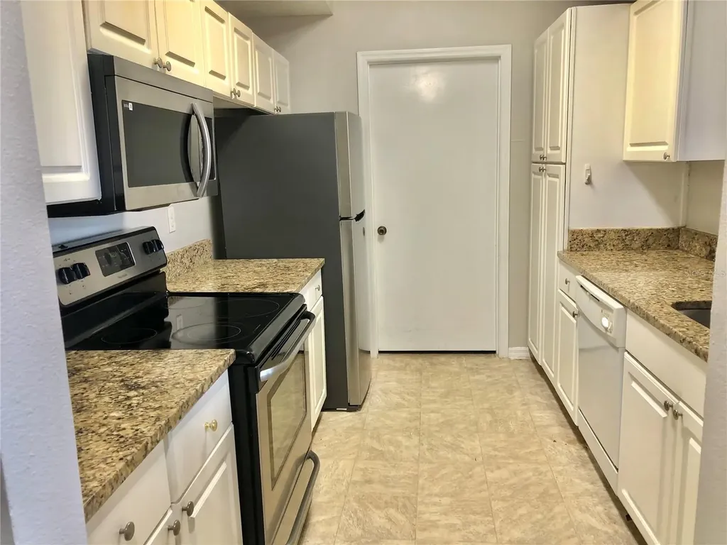 5542 Metrowest Boulevard Orlando FL 32811