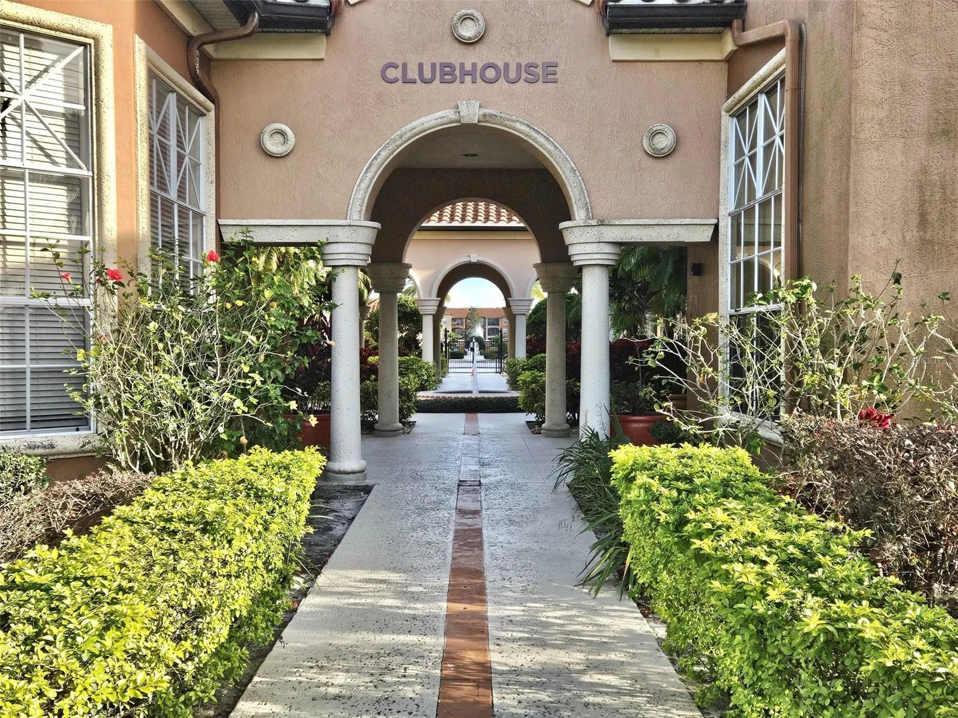 5542 Metrowest Boulevard Orlando FL 32811