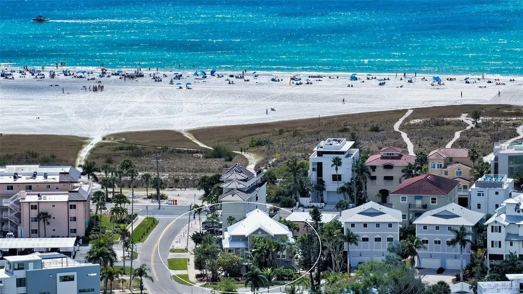 662 Calle Del Otono Sarasota FL 34242