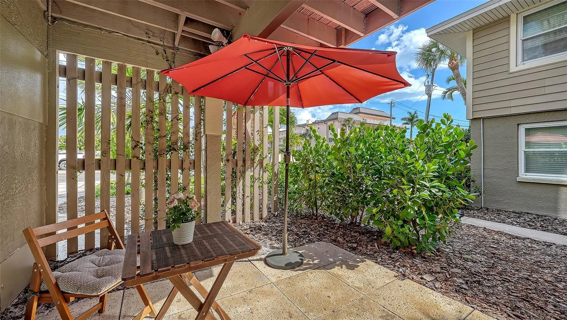 662 Calle Del Otono Sarasota FL 34242