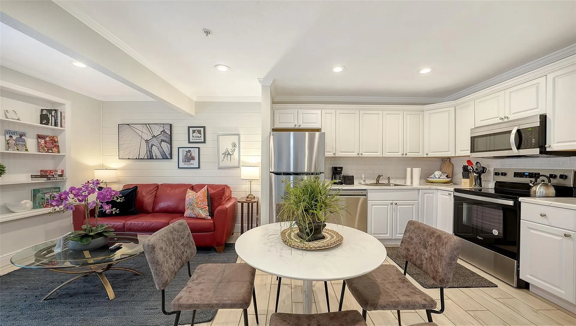 662 Calle Del Otono Sarasota FL 34242