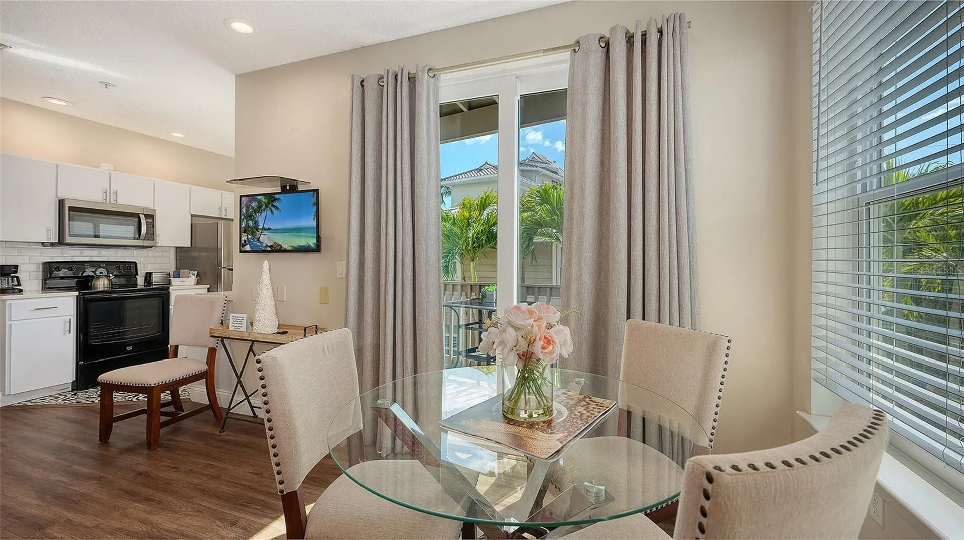 662 Calle Del Otono Sarasota FL 34242