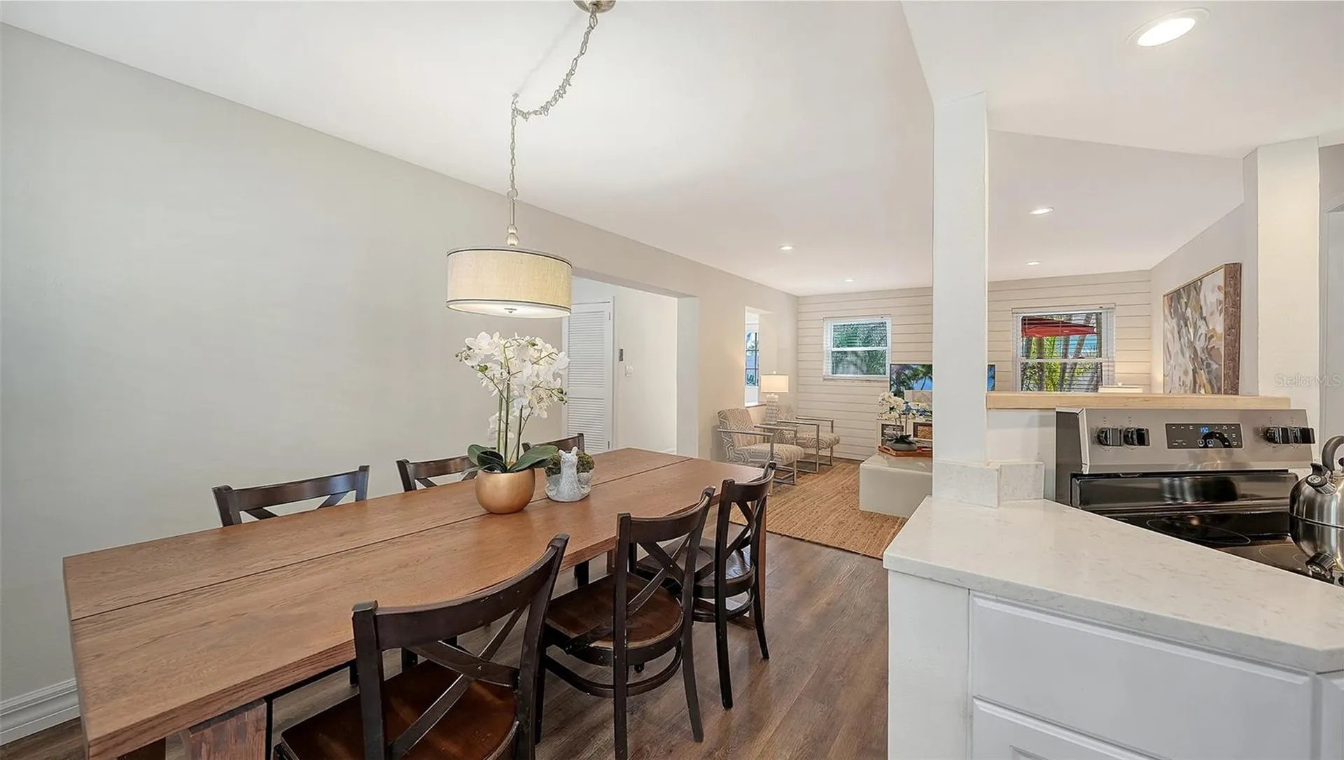 662 Calle Del Otono Sarasota FL 34242