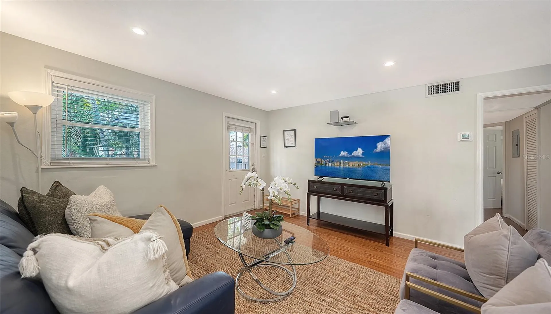 662 Calle Del Otono Sarasota FL 34242
