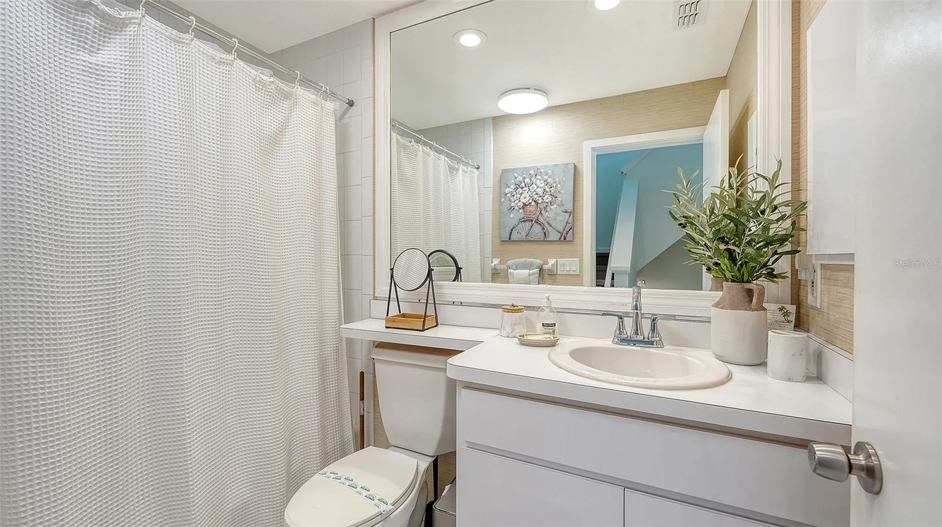 662 Calle Del Otono Sarasota FL 34242