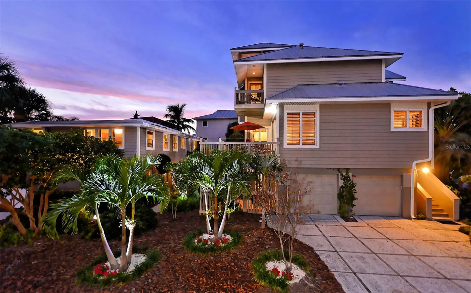 662 Calle Del Otono Sarasota FL 34242