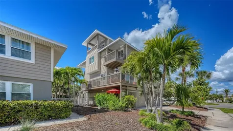 662 Calle Del Otono Sarasota FL 34242