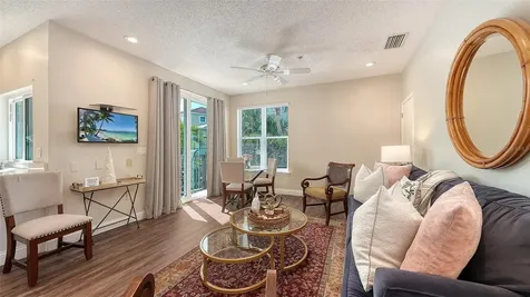 662 Calle Del Otono Sarasota FL 34242