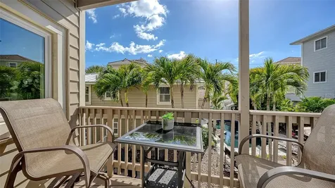 662 Calle Del Otono Sarasota FL 34242