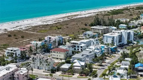 662 Calle Del Otono Sarasota FL 34242