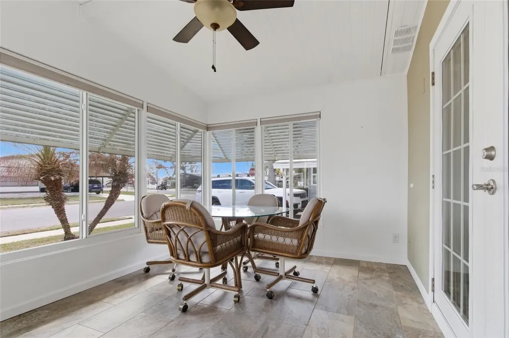 5533 Regal Way Zephyrhills FL 33541