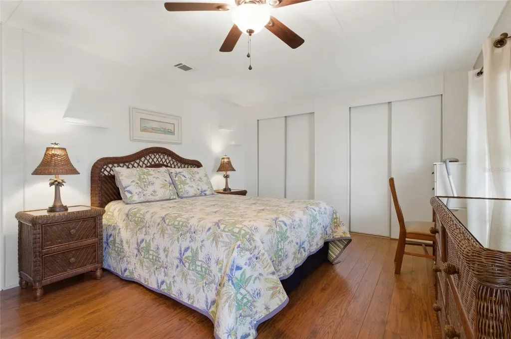 5533 Regal Way Zephyrhills FL 33541