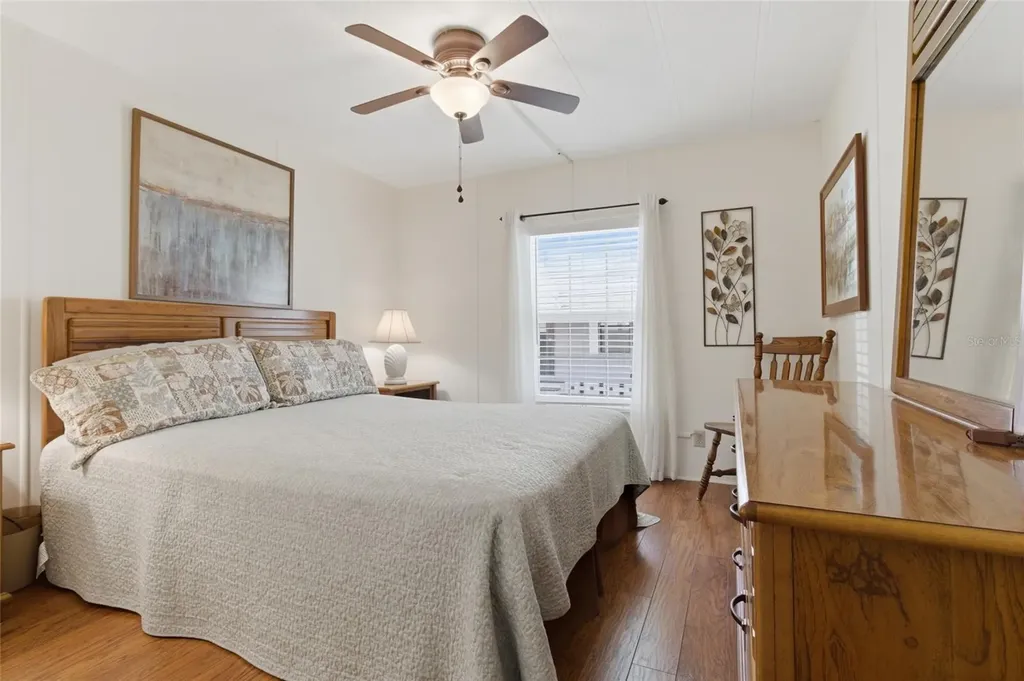 5533 Regal Way Zephyrhills FL 33541