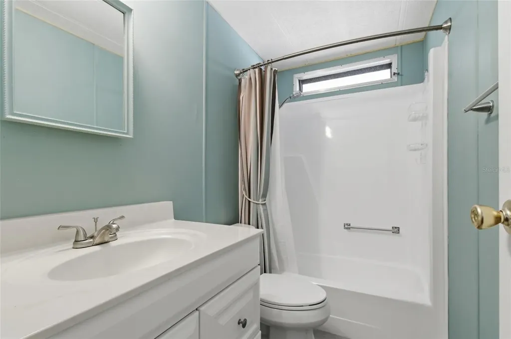 5533 Regal Way Zephyrhills FL 33541