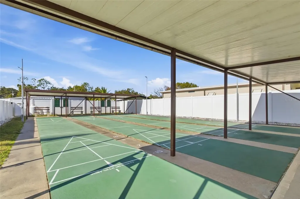 5533 Regal Way Zephyrhills FL 33541