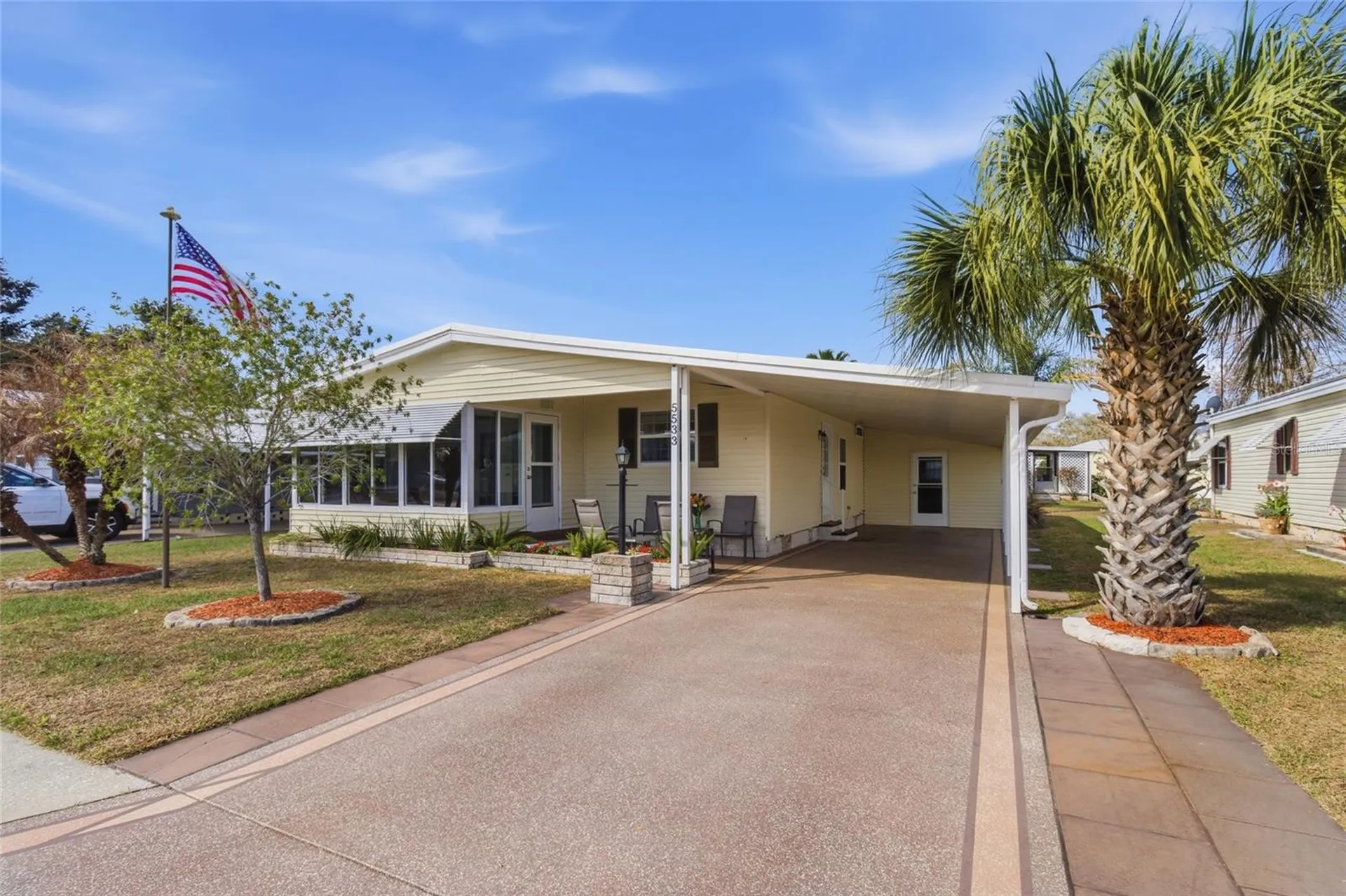 5533 Regal Way Zephyrhills FL 33541