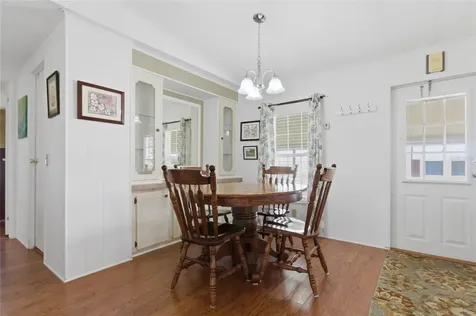 5533 Regal Way Zephyrhills FL 33541