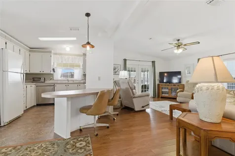 5533 Regal Way Zephyrhills FL 33541