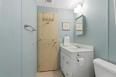 5533 Regal Way Zephyrhills FL 33541