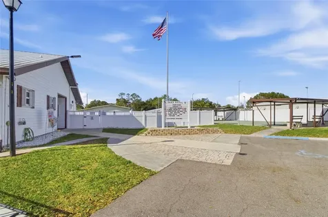 5533 Regal Way Zephyrhills FL 33541