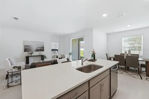 717 Farfields Street Deland FL 32724
