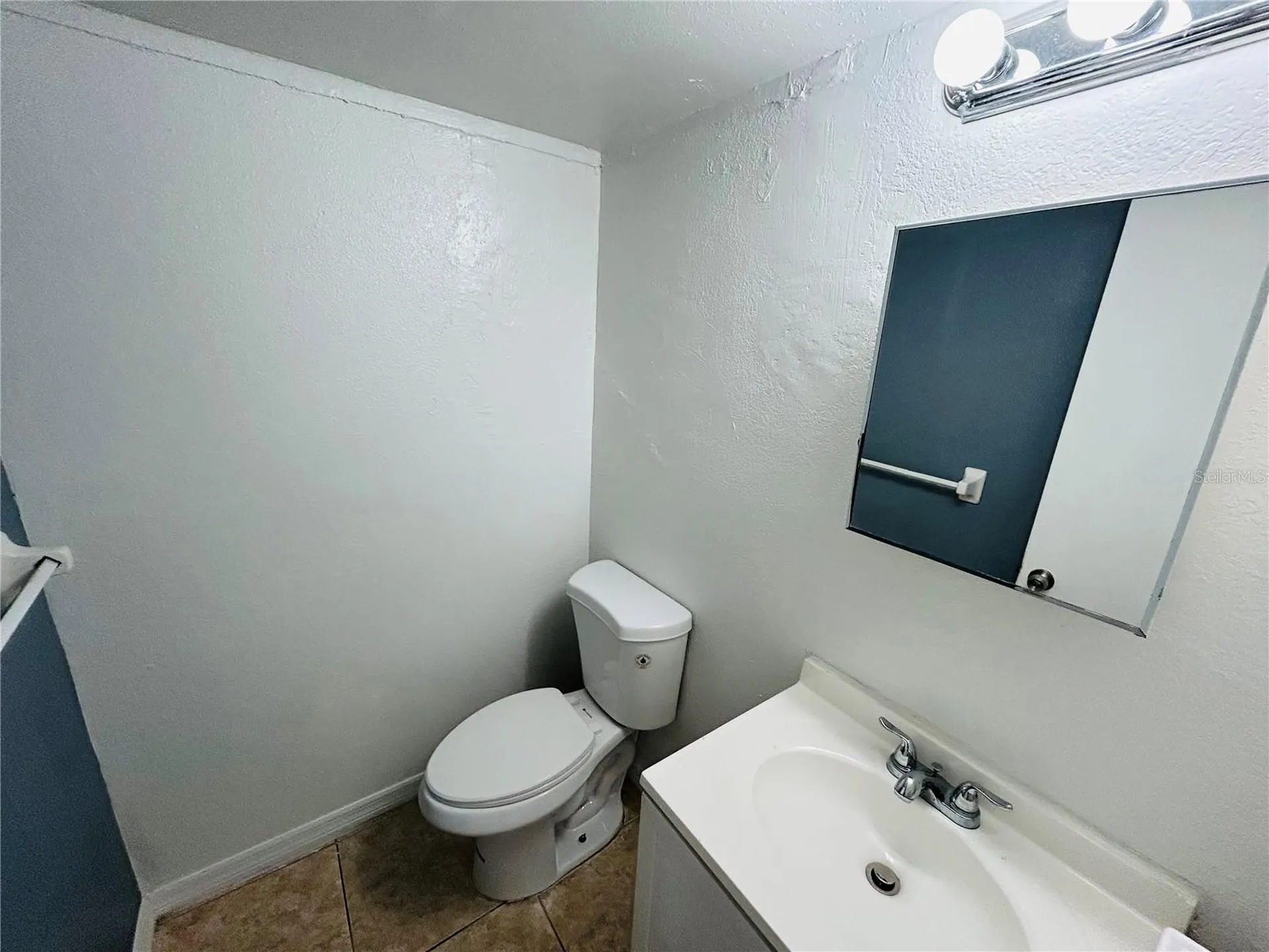 2775 L B Mcleod Road Orlando FL 32805