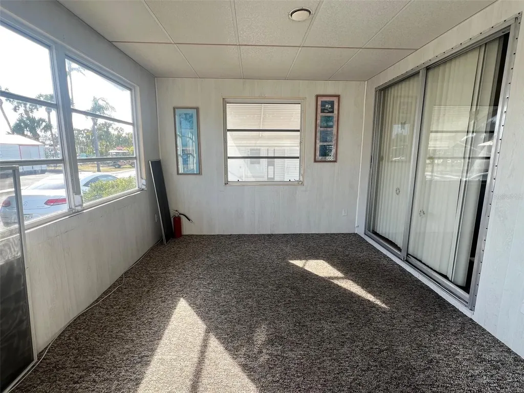 354 King Palm Street Largo FL 33778