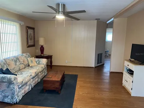 354 King Palm Street Largo FL 33778