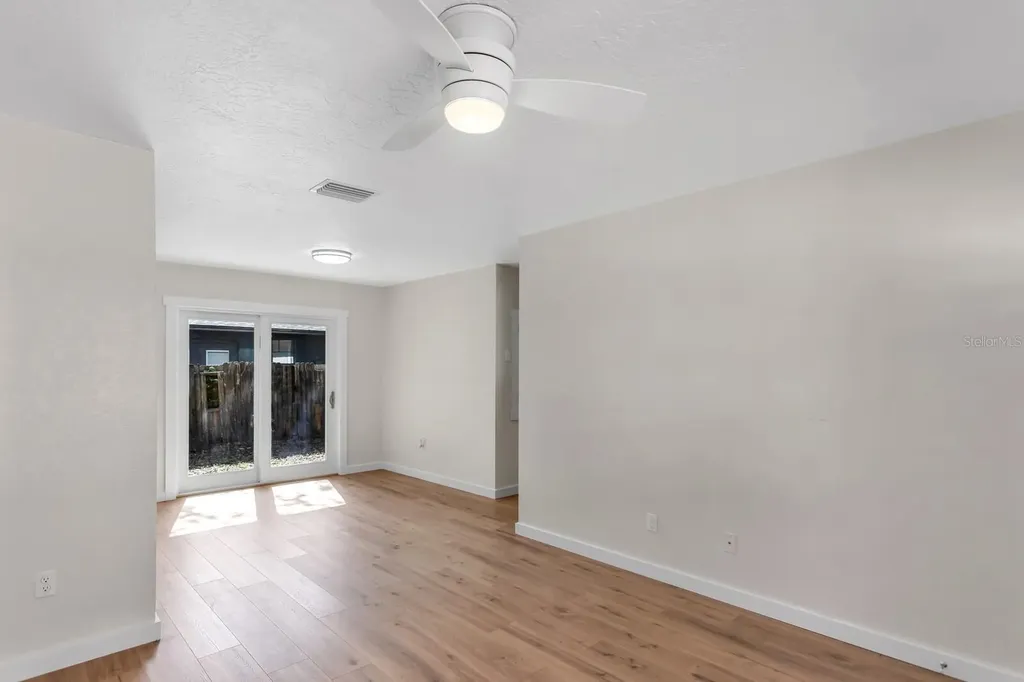 14717 Sunset Street Clearwater FL 33760