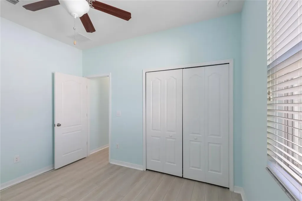 2626 Yukon Cliff Drive Ruskin FL 33570
