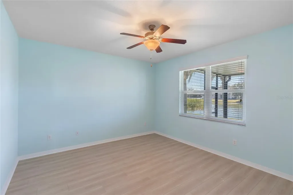 2626 Yukon Cliff Drive Ruskin FL 33570