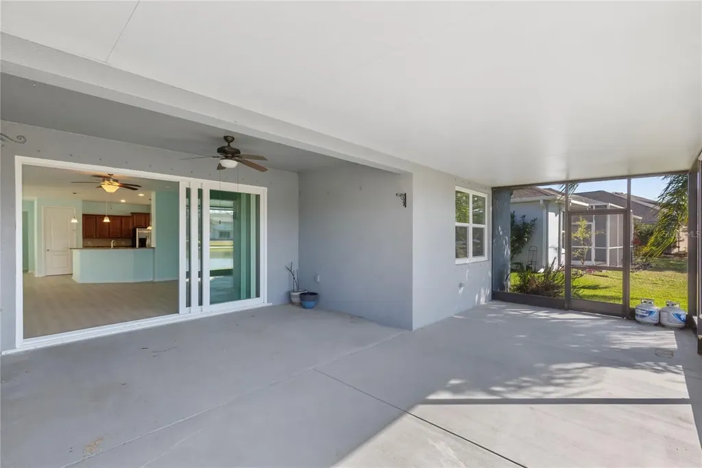 2626 Yukon Cliff Drive Ruskin FL 33570