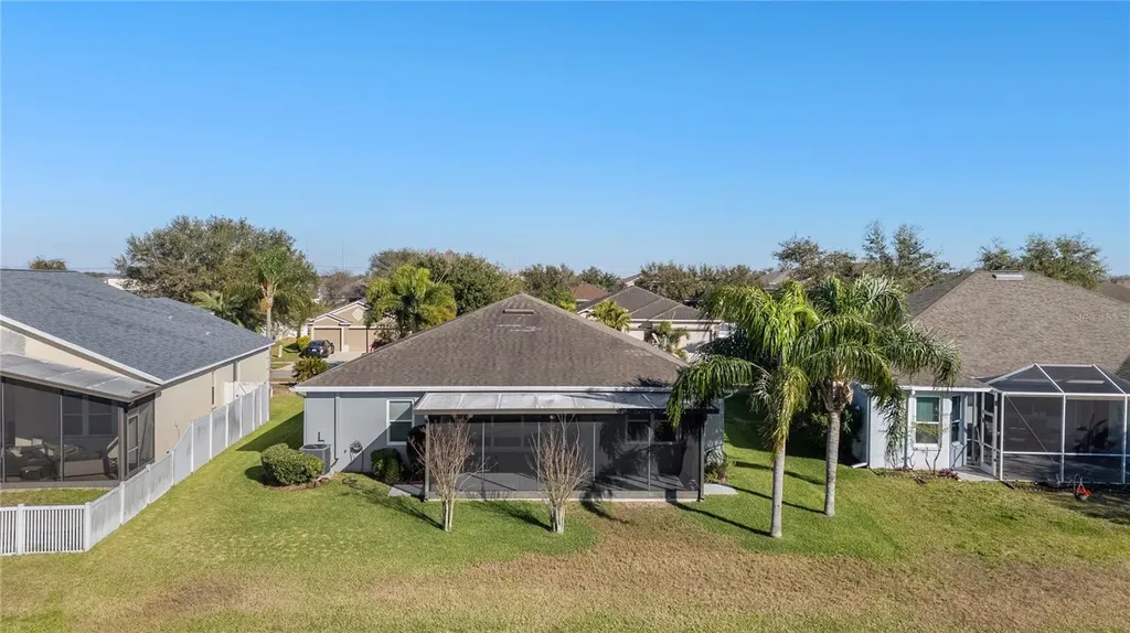 2626 Yukon Cliff Drive Ruskin FL 33570